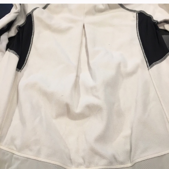 Lulu Lemon pullover! - Picture 3 of 3